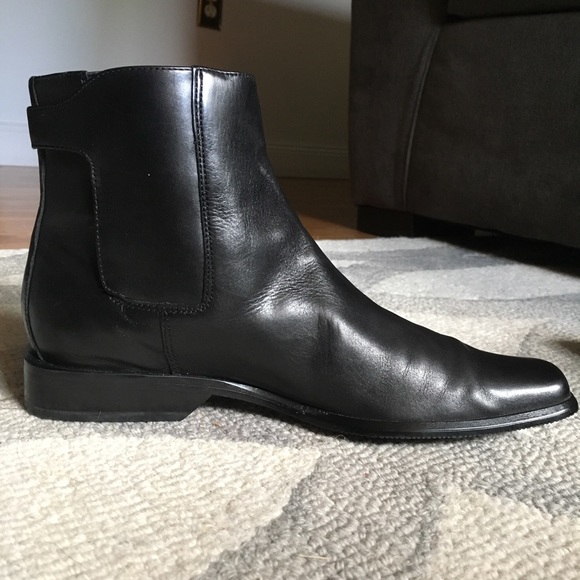 **RARE** Circa Joan & David Womens Black Chelsea Boot Buckle US 6M - Picture 2 of 8